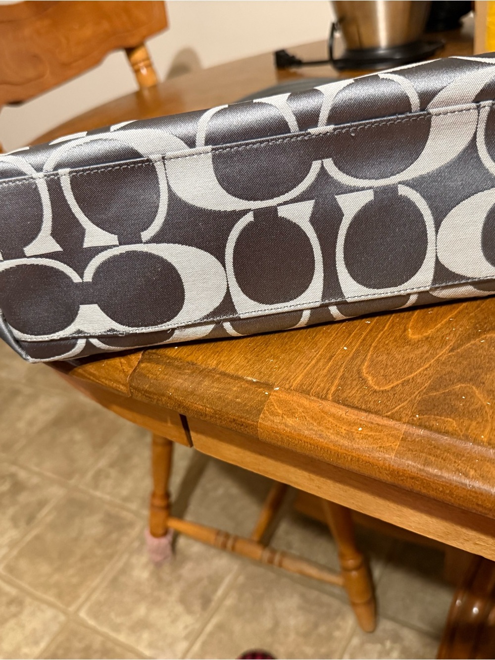 Shoulder Bags - Picture 3 of 3